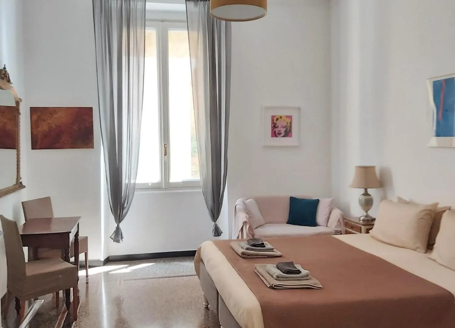 Central Chic Apartment Genoa 0*,  Italy