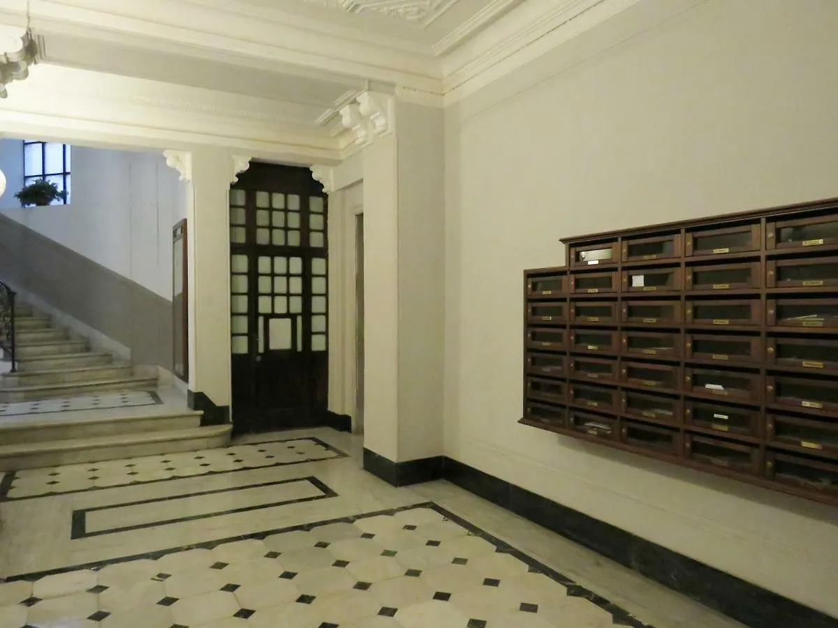 Central Chic Apartment Genoa Italy