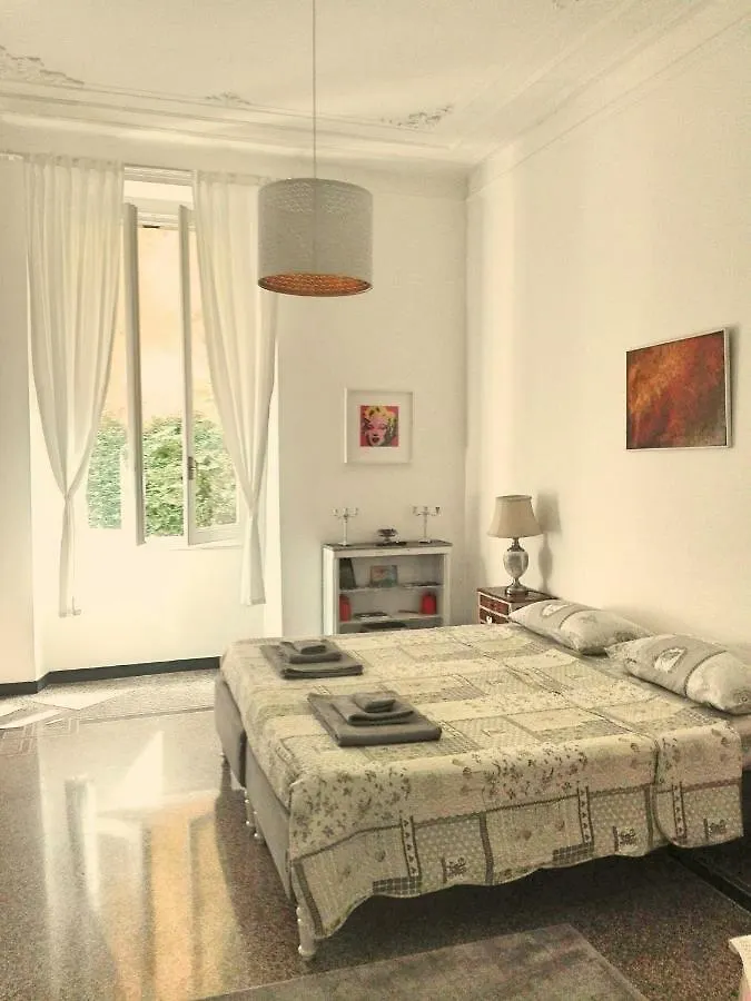 Central Chic Apartment Genoa Italy